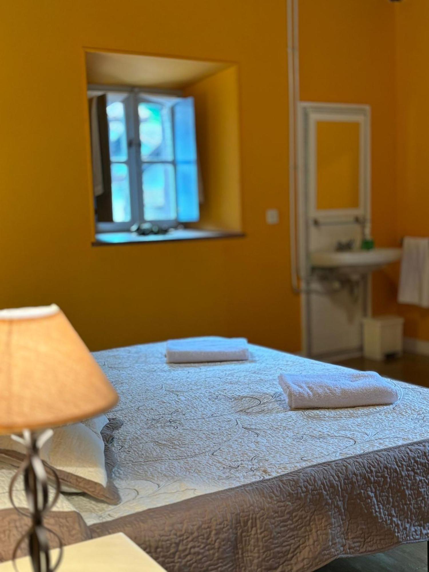 Zubietako Ostatua Hotel Ruang foto